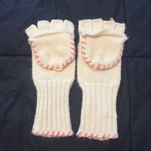 Knitted fingerless gloves